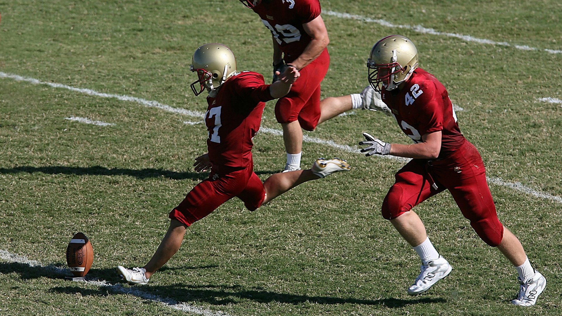 爱游戏娱乐平台-冠军教练带队风格被写成战术教材供年轻教练学习，冠军 教练
